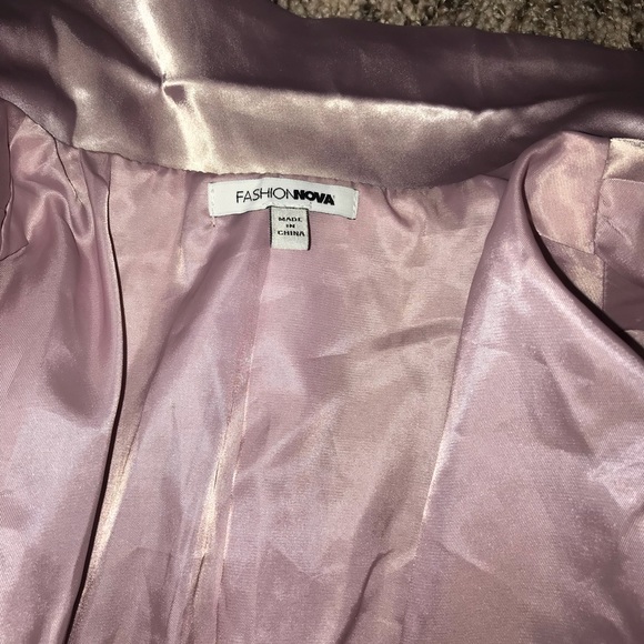 Fashion nova lavender satin business short set - Picture 4 of 6